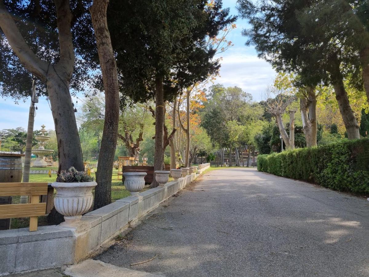 Bungalow Nomad Felicitat Villa L' Escala Bagian luar foto