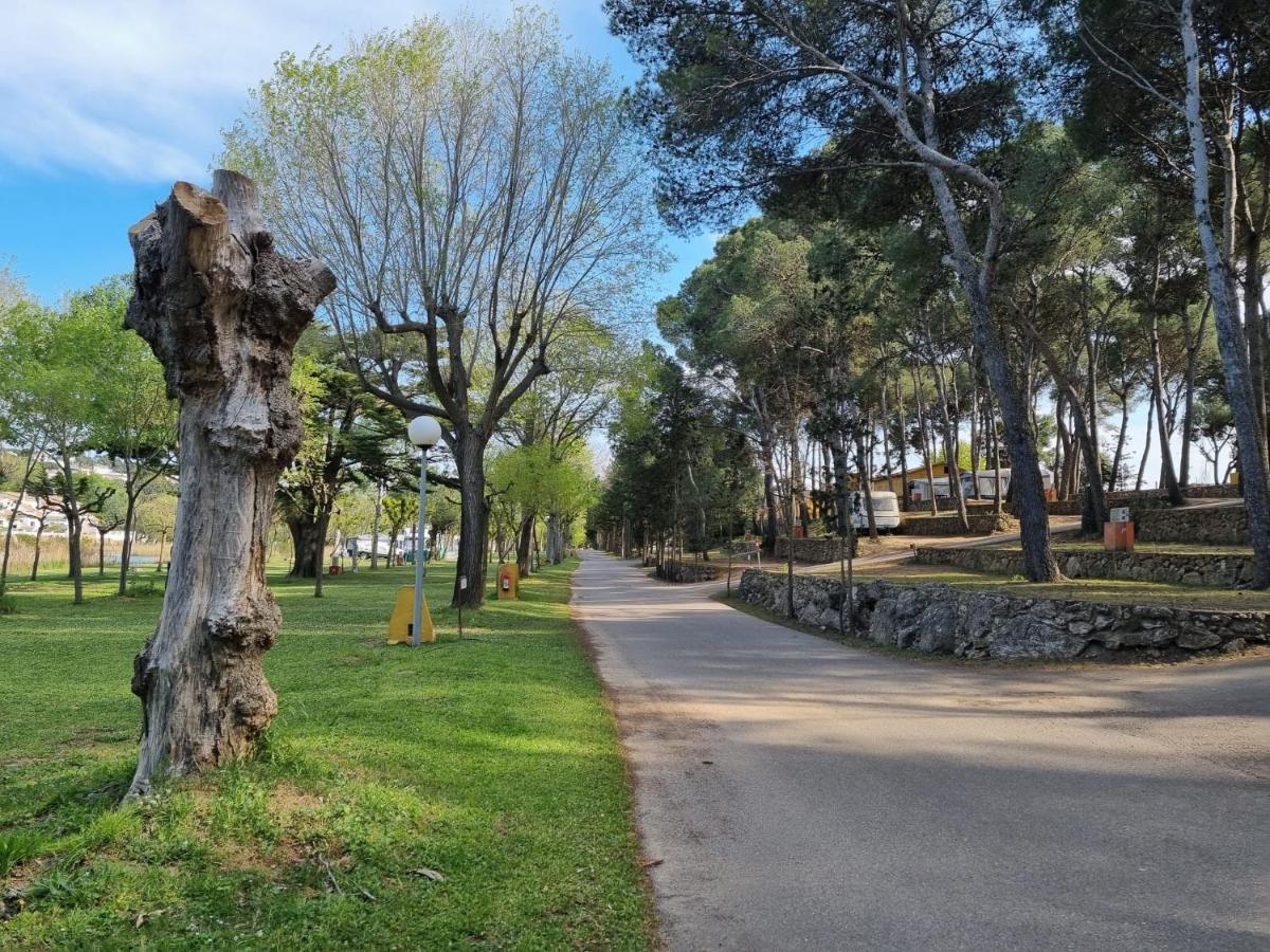 Bungalow Nomad Felicitat Villa L' Escala Bagian luar foto